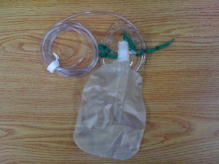 Adult & Pediatric Oxygen Mask with Tubing